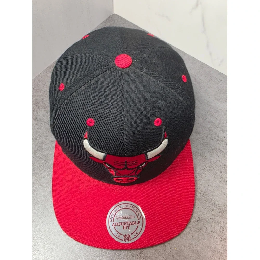 Mitchell & Ness Chicago Bulls Snapback‎ Hat Black Red Adjustable NBA Cap